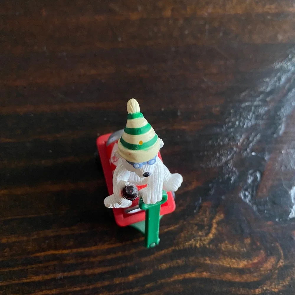 Vintage 2000 Coca-Cola Polar‎ Bear Figurine Soda Can Red Wagon Miniature Trinket